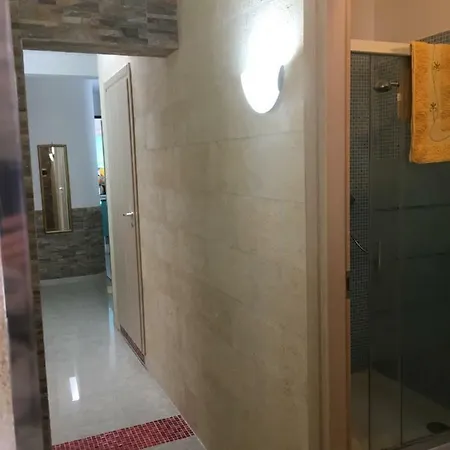 Villa Bed To Rent