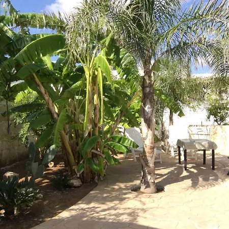 Bed To Rent Villa